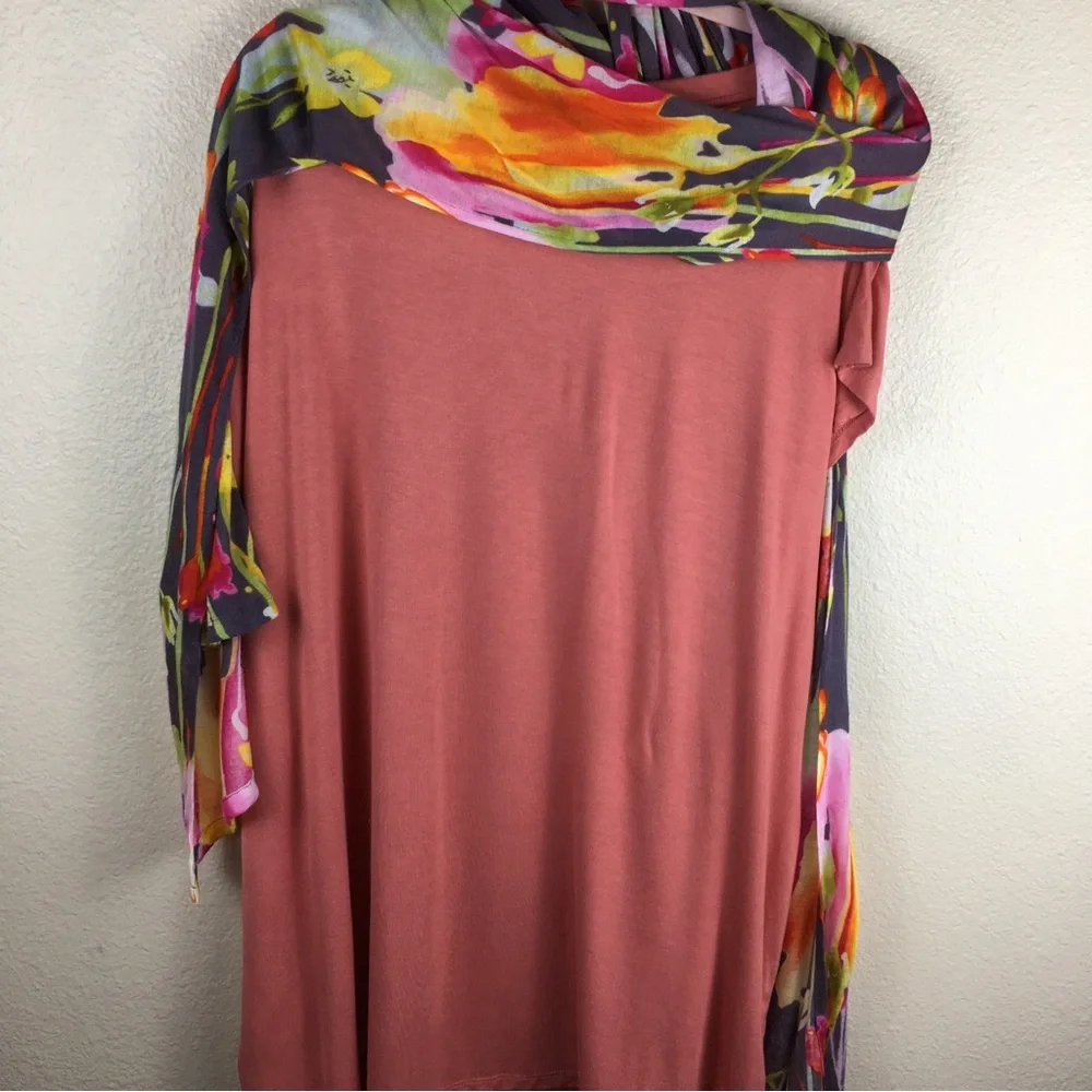 Maurices Women's 24/7 Peach Short Sleeve Tee Size OX With Old Navy Floral Scarf - Picture 6 of 12